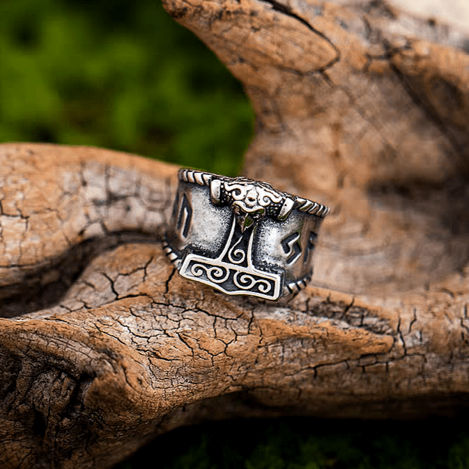 Mjölnir Thor’s Hammer Ring – Norse Viking Titanium Steel Ring - Night Works