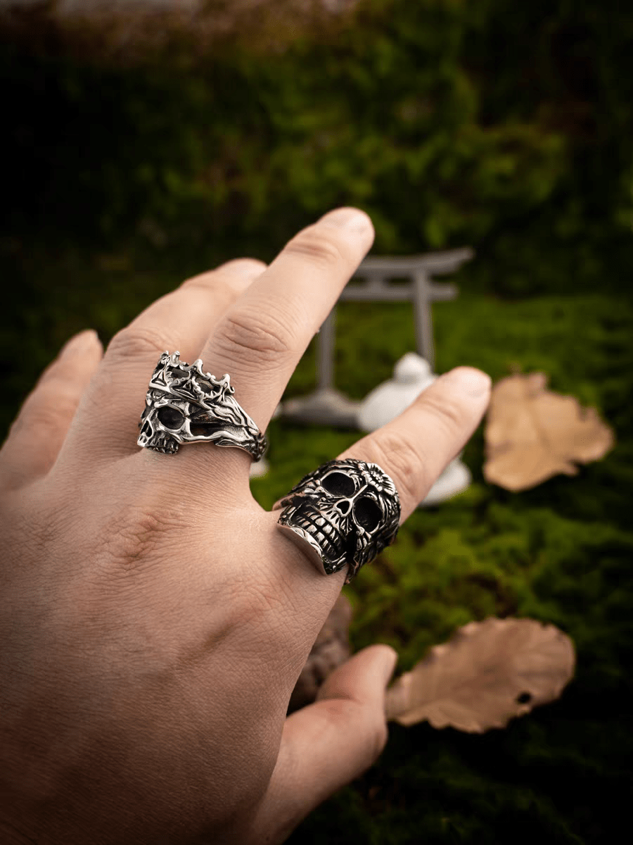 Monarch of The Dead Skull & Crown Ring – Gothic Vintage - Night Works
