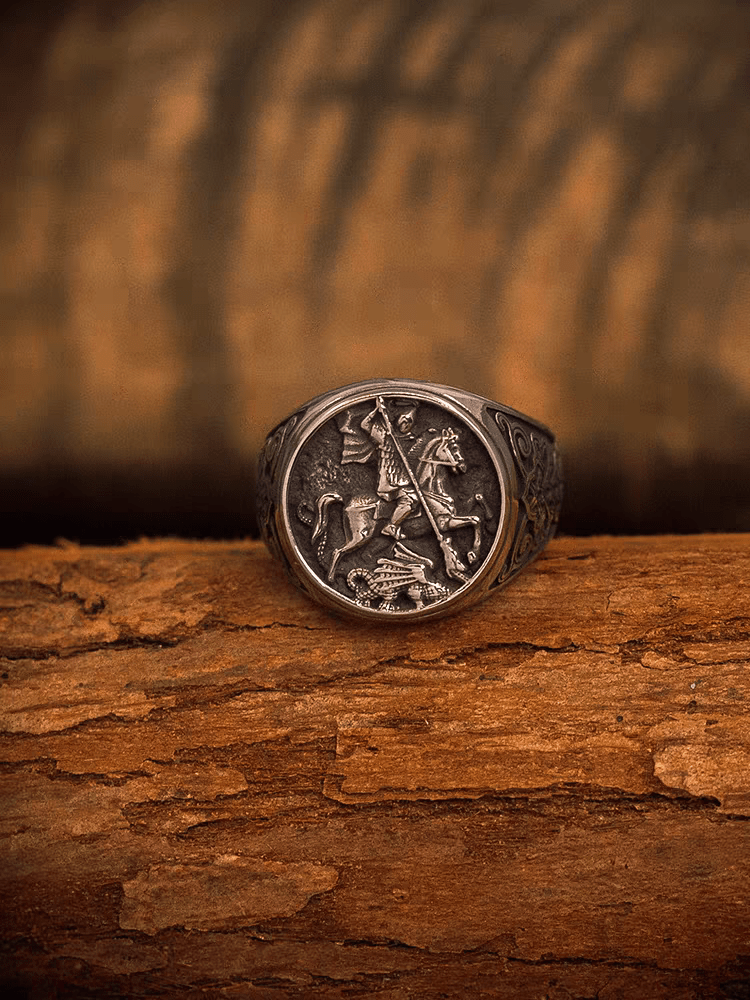 Royal Roman Knight Signet Ring – Vintage Stainless Steel Warrior Crest - Night Works