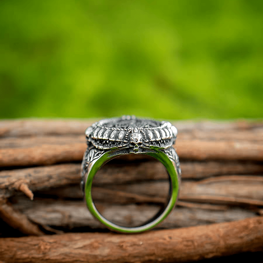 Vegvísir Viking Compass Ring – Norse Protection Talisman - Night Works