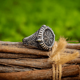 Vegvísir Viking Compass Ring – Norse Protection Talisman - Night Works