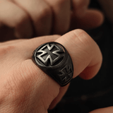 War Medal Iron Cross Signet Ring – Vintage Black Stainless Steel Ring - Night Works