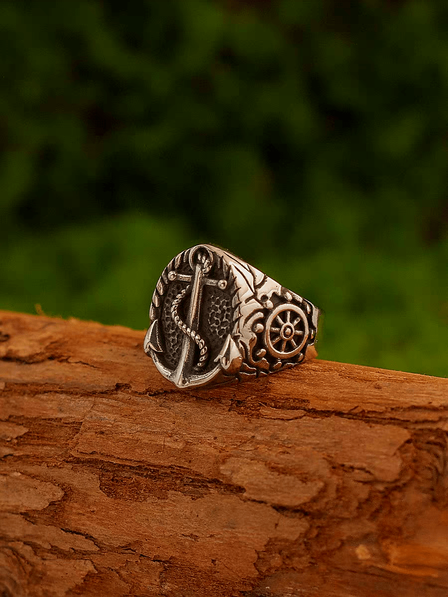 Anchor & Helm Medieval Ring – Vintage Pirate Nautical Signet Ring for Men - Night Works