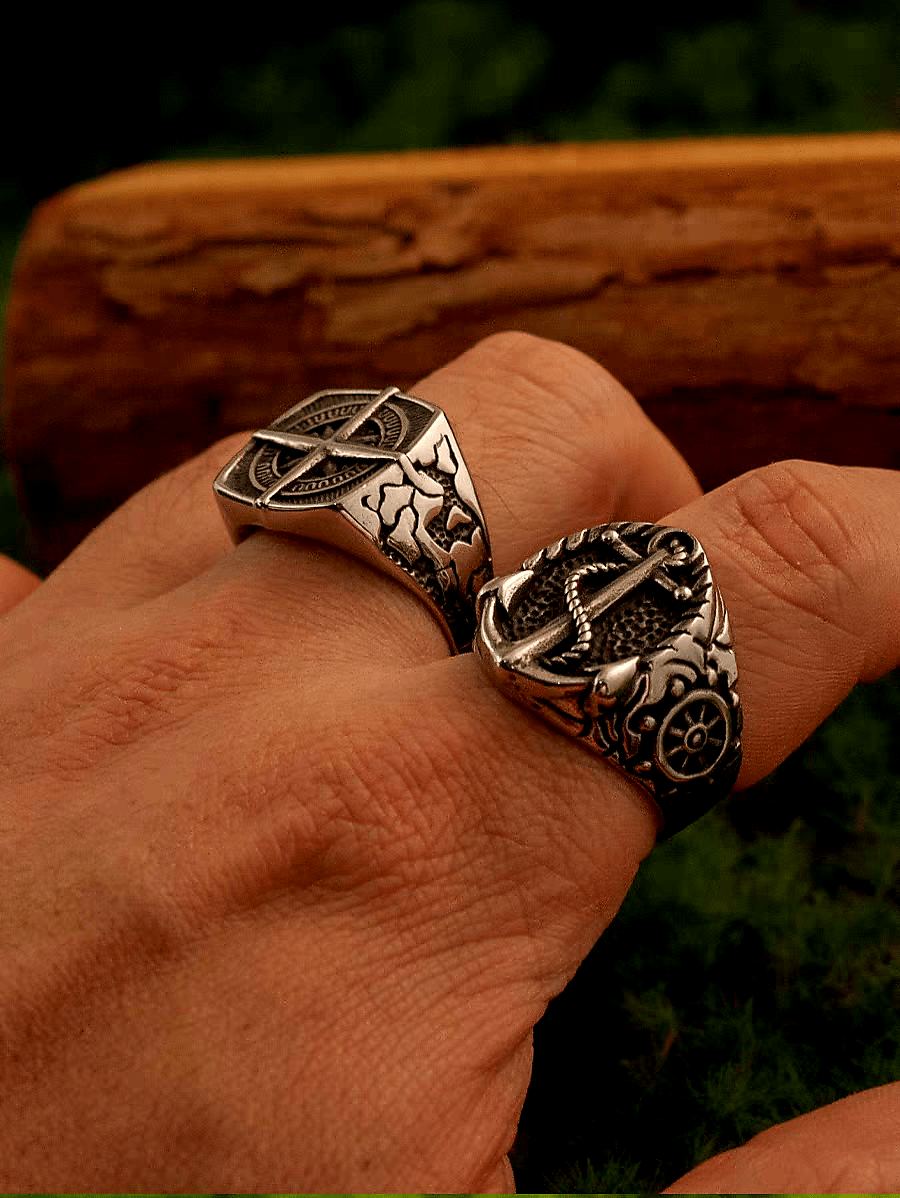 Anchor & Helm Medieval Ring – Vintage Pirate Nautical Signet Ring for Men - Night Works