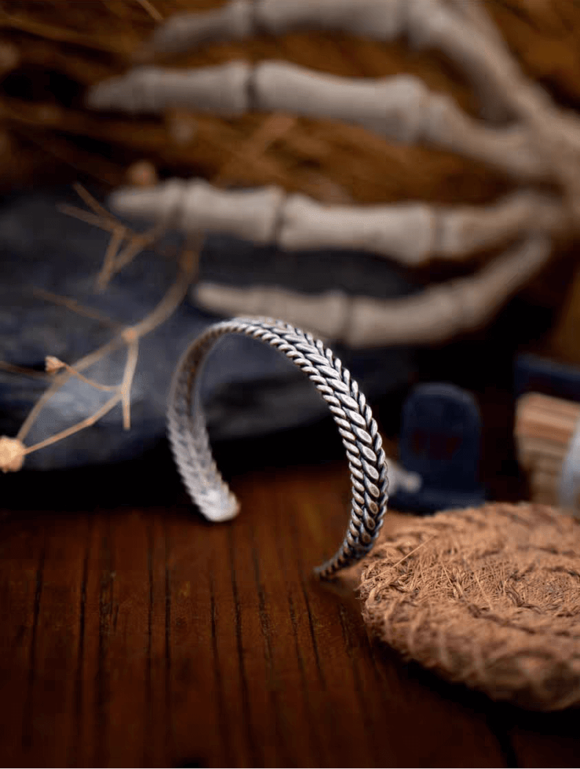 Barbed Rope & Twisted Open Cuff Bracelet – Adjustable Titanium Steel - Night Works