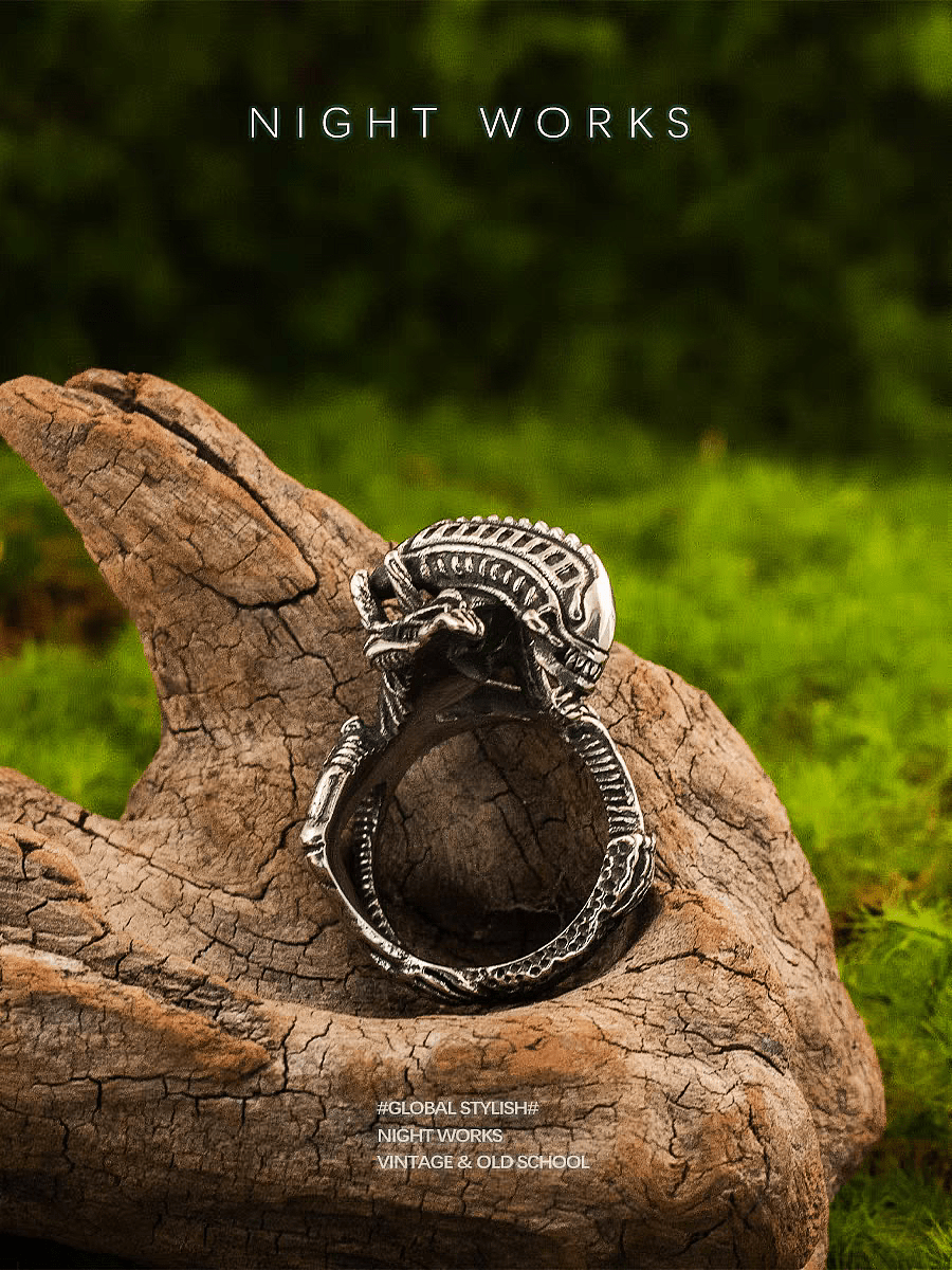 Berserker’s Fury Ring – Viking Bear Head Titanium Steel - Night Works
