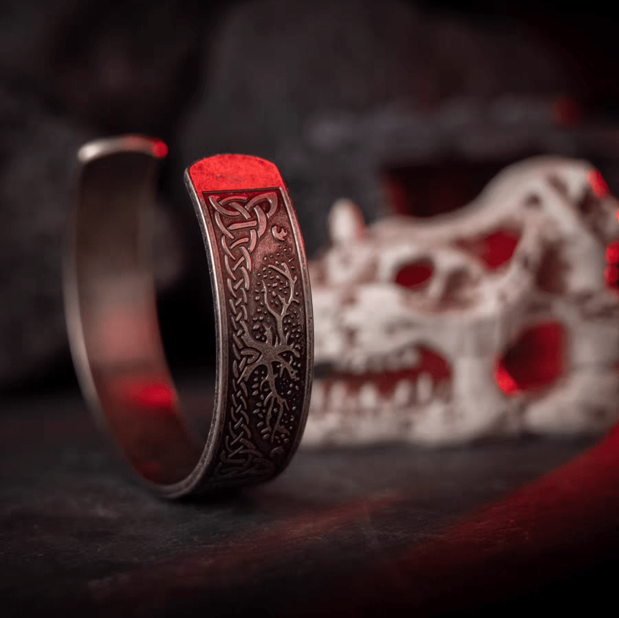 Celtic Sacred Oak Bracelet – Wide Stainless Steel Celtic Knot Bangle - Night Works