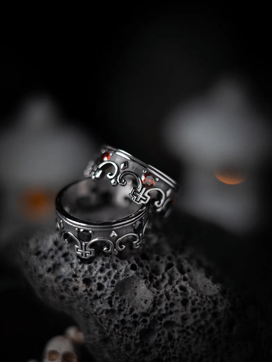 Death of the King Gothic Crown Ring – Red Stone Stainless Steel Band - Night Works