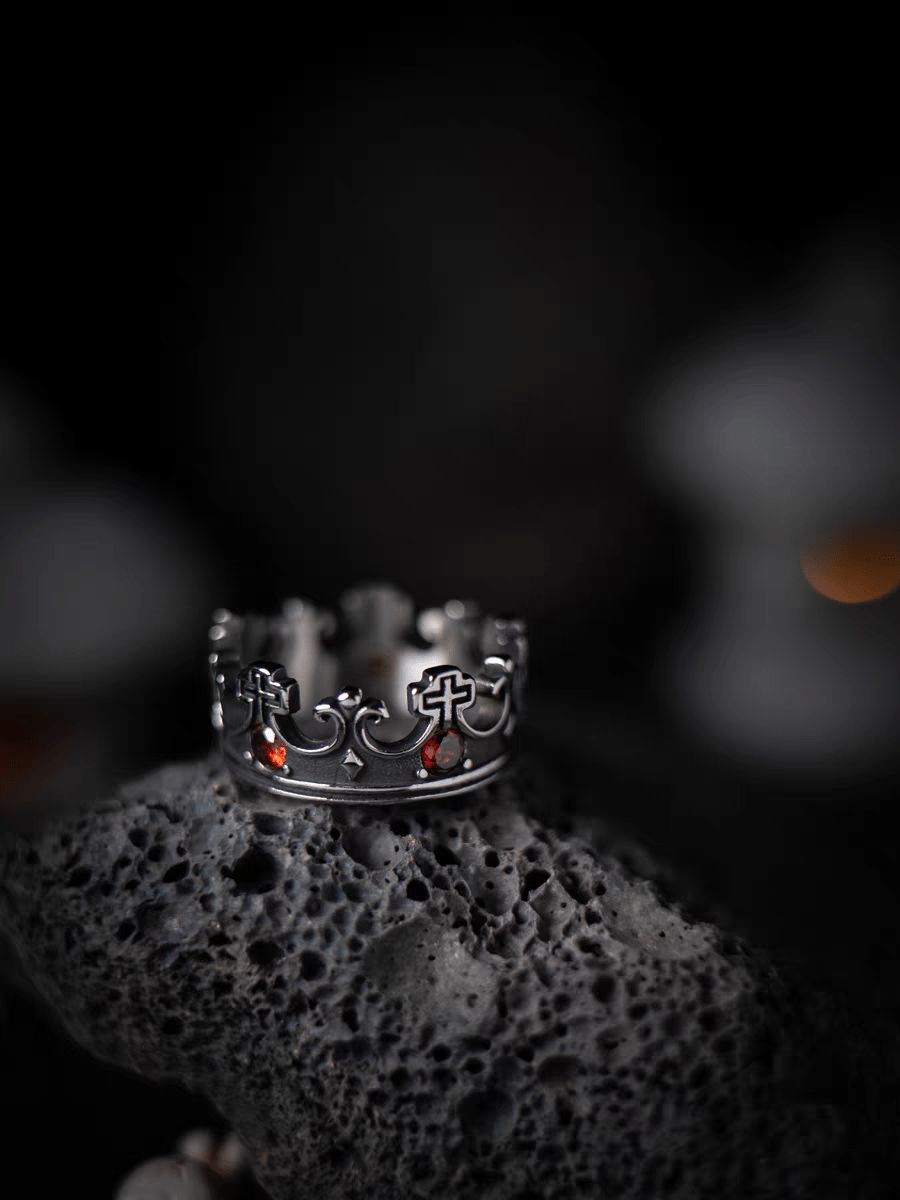 Death of the King Gothic Crown Ring – Red Stone Stainless Steel Band - Night Works