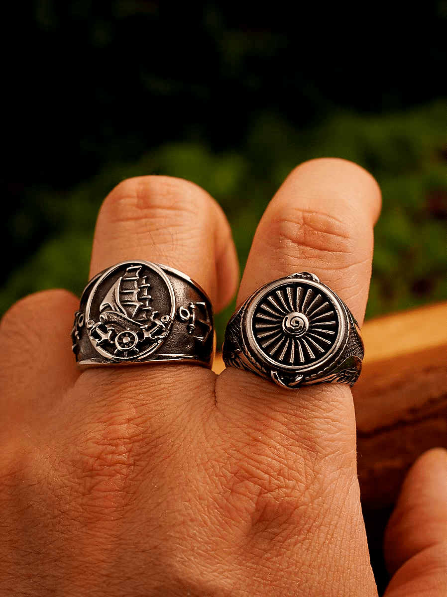 Langskip Viking Ship Ring – Nordic Pirate Wide Stainless Steel Signet Ring for Men - Night Works