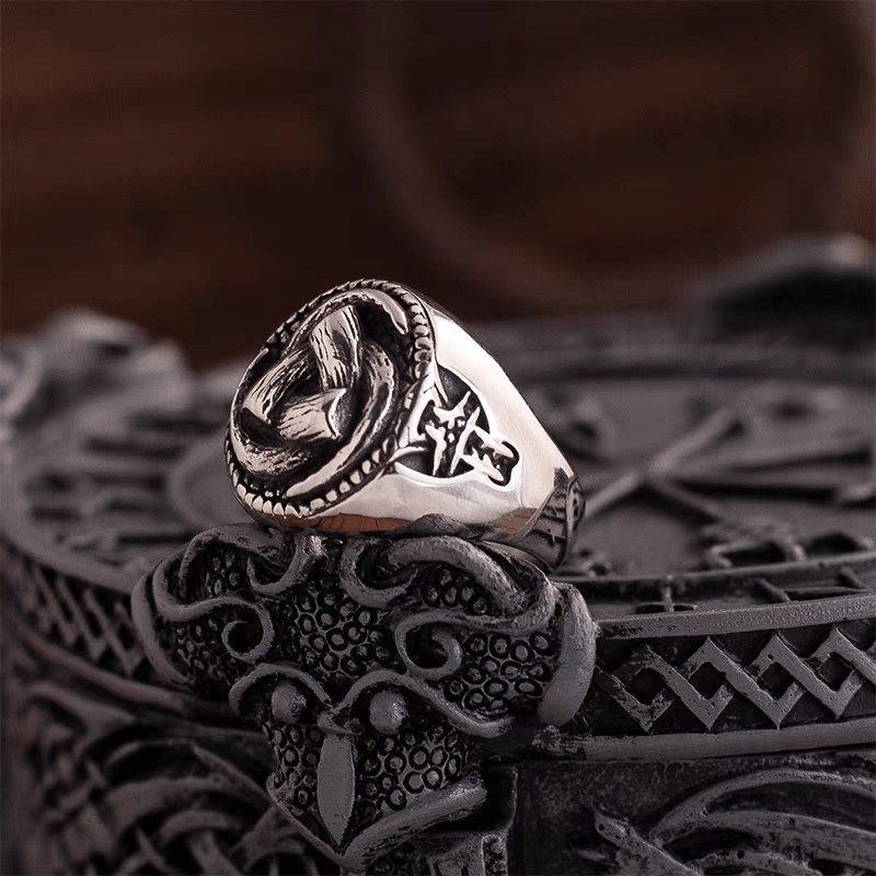 Nordic War Horn Signet Ring – Triple Horn of Odin Viking Stainless Steel Ring - Night Works