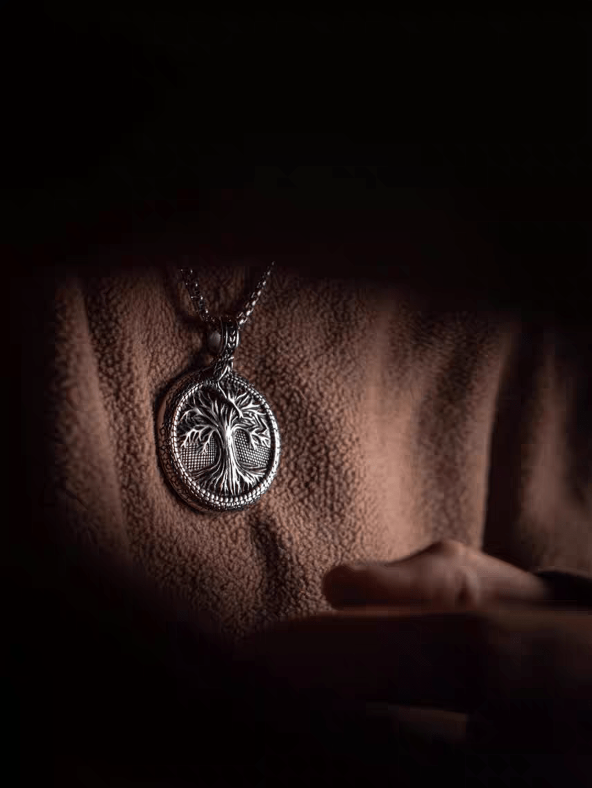 Ragnarök Norse Pendant – Stainless Steel Viking Tree of Life - Night Works