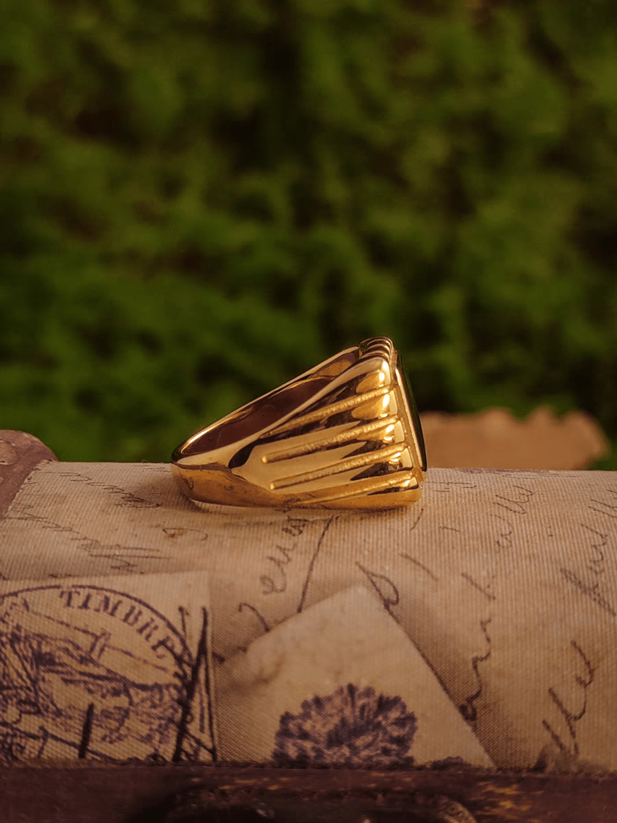 Rumor – European Renaissance Vintage Gold Small Square Ring - Night Works