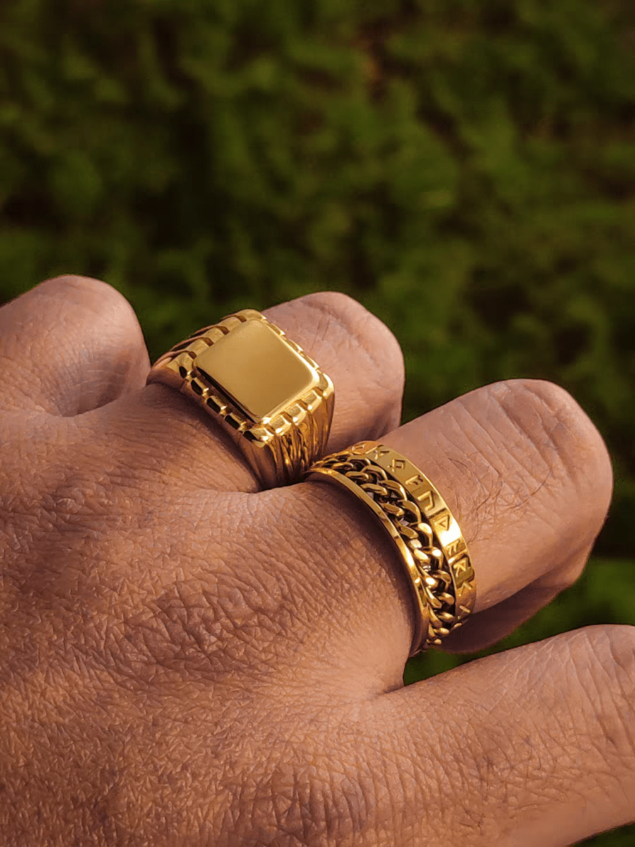 Rumor – European Renaissance Vintage Gold Small Square Ring - Night Works