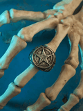 Satan’s Call Inverted Pentagram Ring – Gothic Stainless Steel Seal Ring - Night Works
