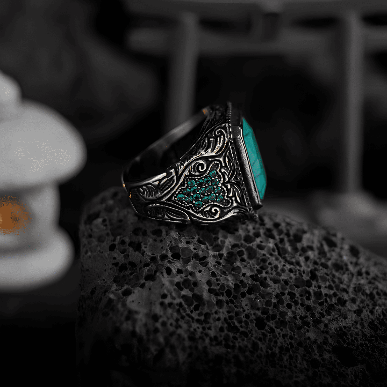 Sultan Mehmed II Ring – Medieval Turkish Vintage Carved Green Stone - Night Works