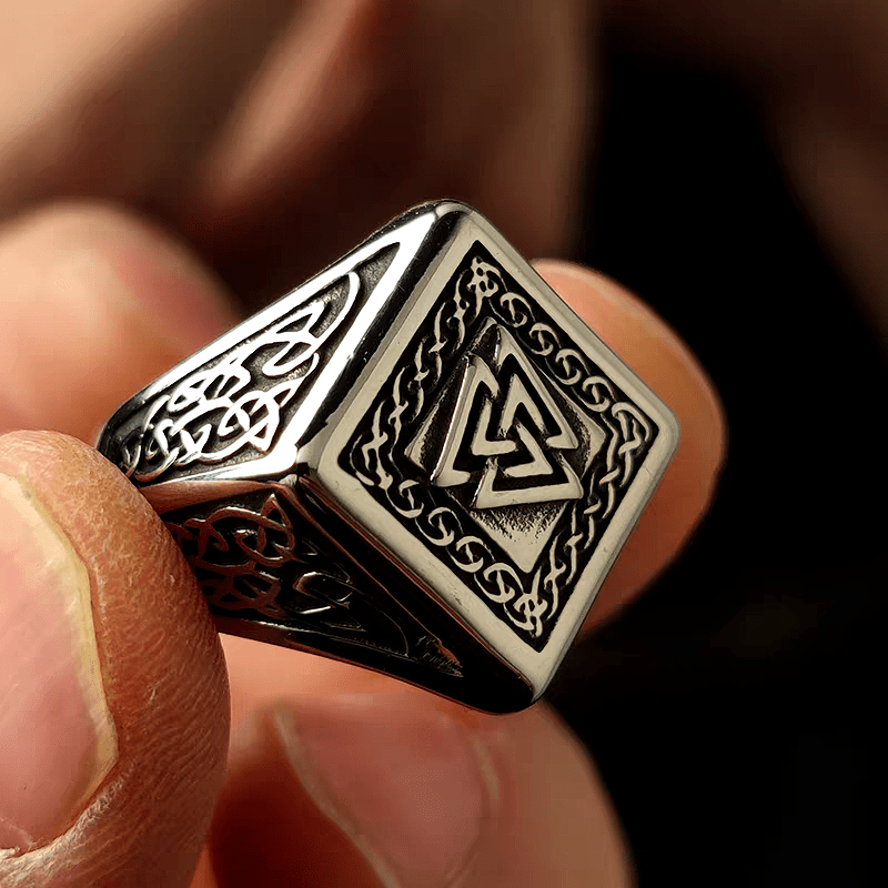Valhalla’s Oath Viking Signet Ring – Norse Mythology - Night Works